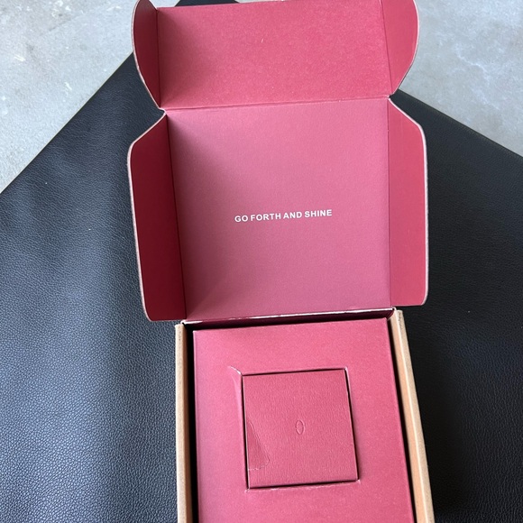 Aurate Birthstone Bezel Chain Pinky Ring - Solid 14K Gold - Size ~4.5 (says 6) - Picture 9 of 9